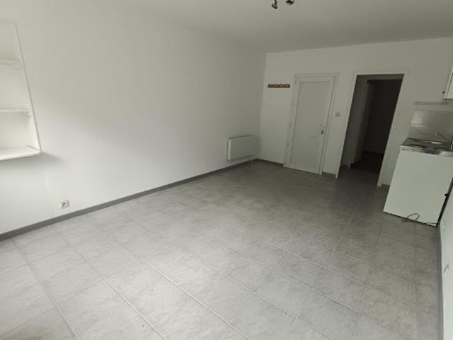 Location Appartement 1 pièce 25 m2 Largentiere