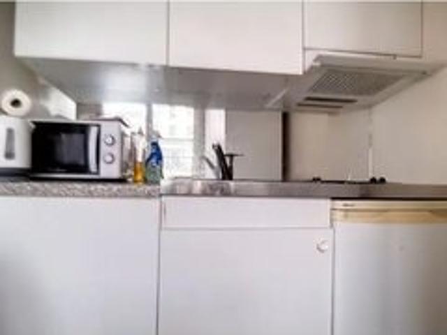 Location Appartement 1 pièce 25 m2 Paris 14ème