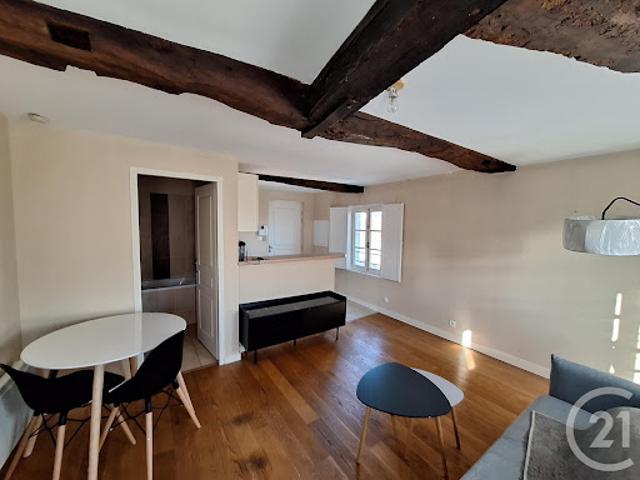 Location Appartement 1 pièce 25 m2 Saintes