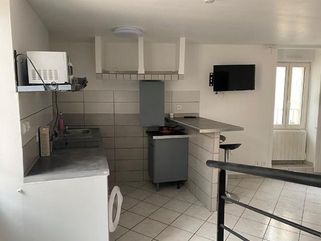 Location appartement 1 pièce, 25.00m², Bédarieux