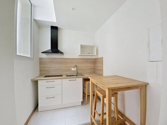 Location appartement 1 pièce 25.02 m² à Bourg en Bresse 01000 420 € / mois HC