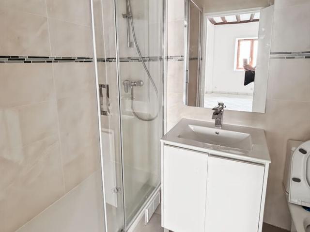 Location appartement 1 pièce, 25.10m², Mennecy