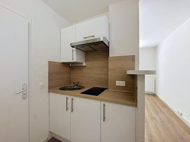 Location Appartement 1 pièce 25.2 m2 Mandelieu la Napoule