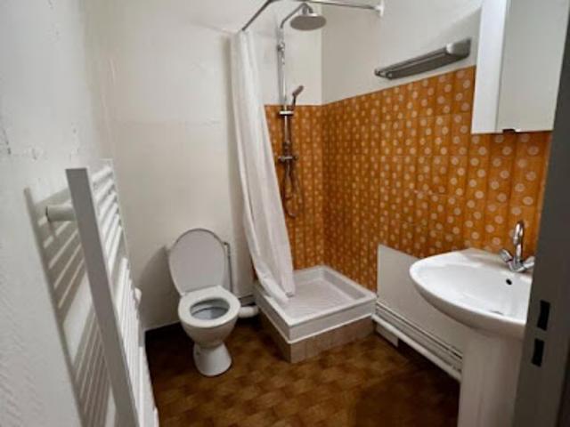 Location Appartement 1 pièce 25.52 m2 Nimes