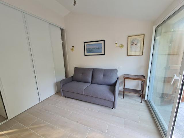 Location Appartement 2 pièces 25.6 m2 Saint Martin Curton