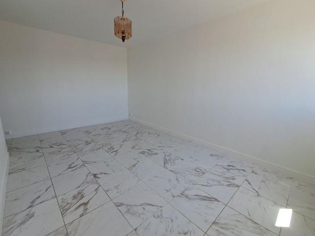 Location appartement 1 pièce, 25.77m², Montargis