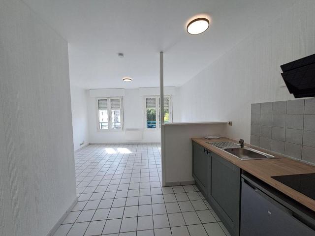 Location appartement 1 pièce, 25.90m², Nantes