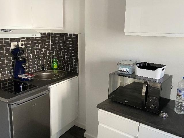 Location Appartement 1 pièce 25m²