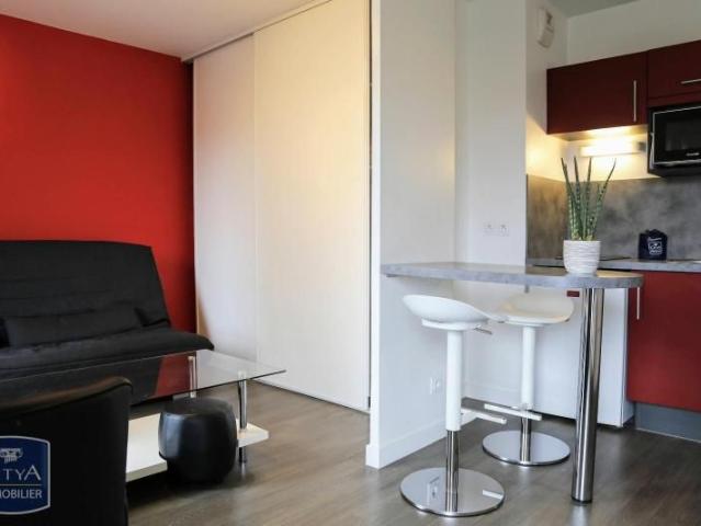 Location Appartement 1 pièce 25m² TOURS 37000