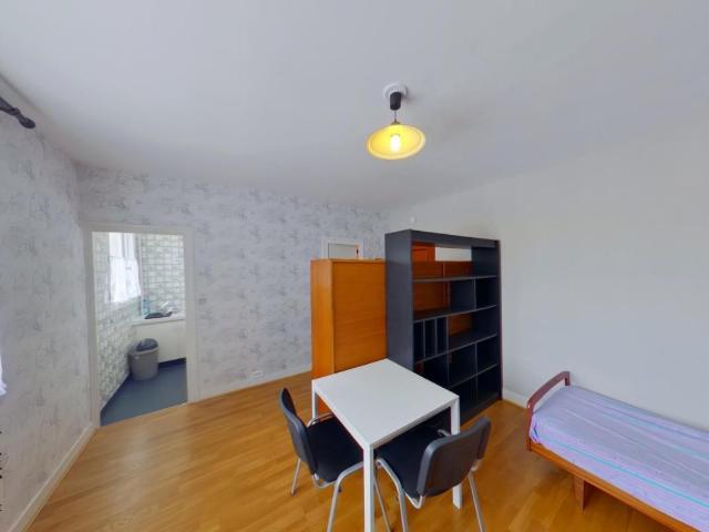 Location Appartement 1 pièce 25m² TOURS 37000