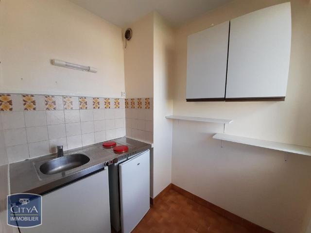 Location Appartement 1 pièce 25m² TOURS 37000