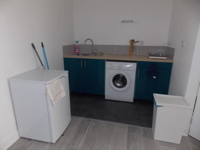 Location Appartement 1 pièce 25m² TOURS 37000