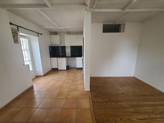 Location Appartement 1 pièce 25m² ANGERS 49100