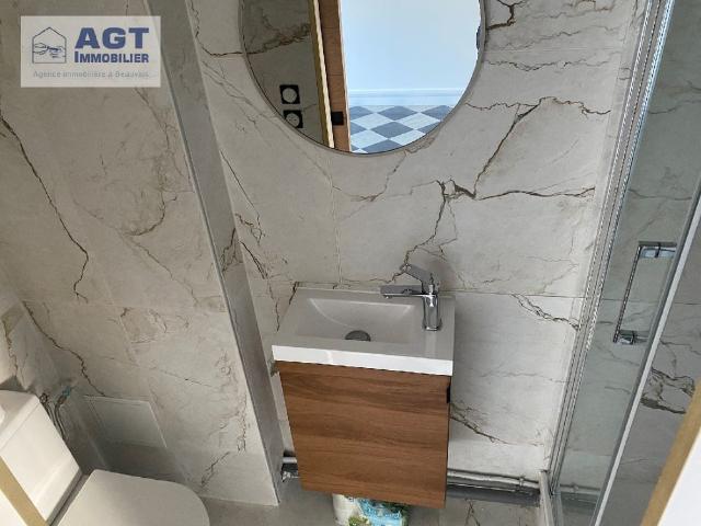 Location Appartement 1 pièce 25m² BEAUVAIS 60000