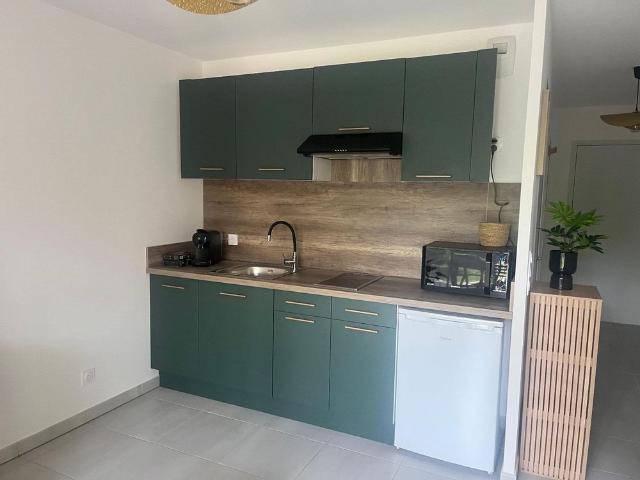 Location Appartement 1 pièce 25m² BRIGNOLES 83170