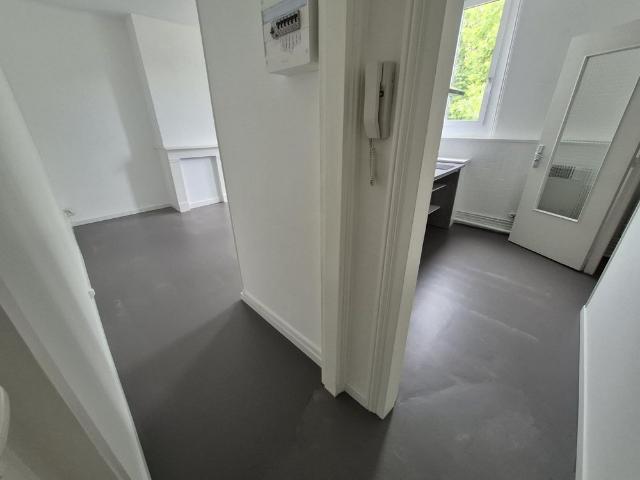Location Appartement 1 pièce 25m² CAMBRAI 59400