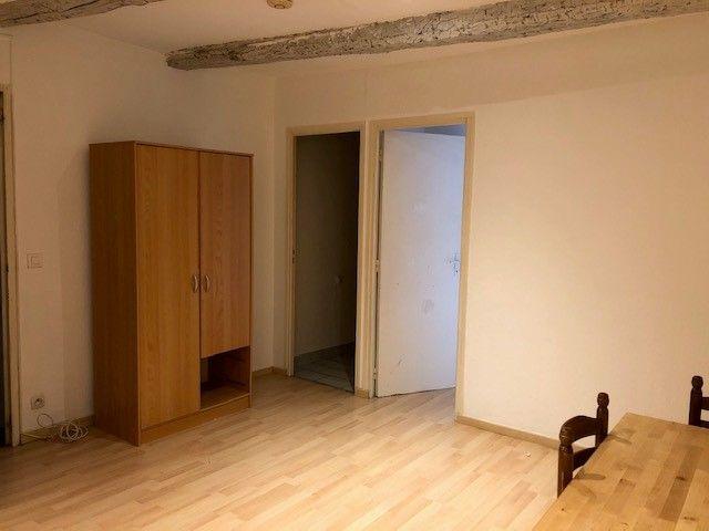Location Appartement 1 pièce 25m² LA CELLE 83170