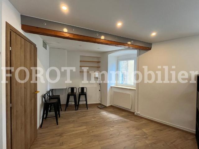 Location Appartement 1 pièce 25m² LE CHEYLARD 07160