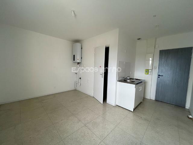 Location Appartement 1 pièce 25m² LE GRAND QUEVILLY 76120