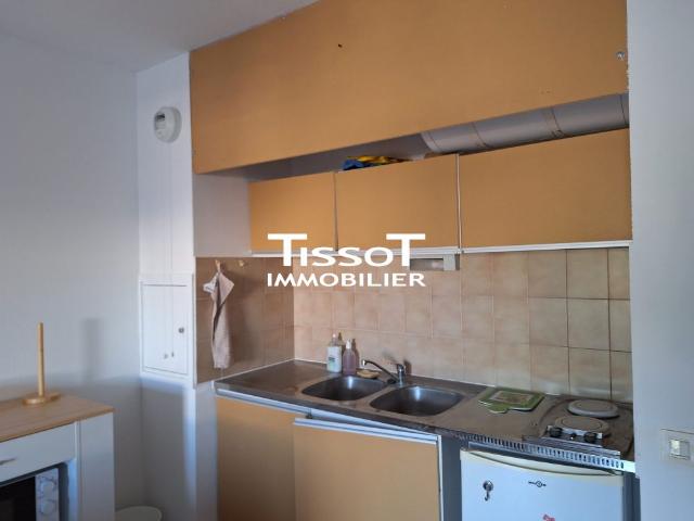 Location Appartement 1 pièce 25m² NIMES 30000