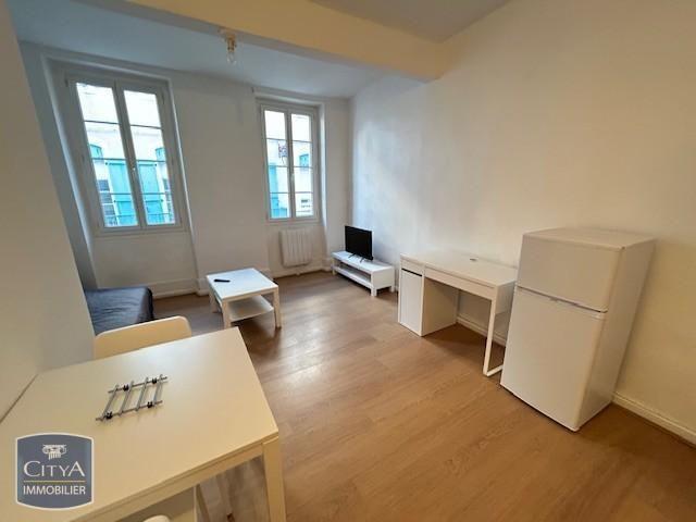 Location Appartement 1 pièce 25m² PAMIERS 09100