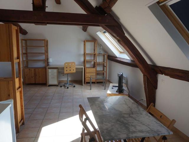 Location Appartement 1 pièce 25m² SENS 89100