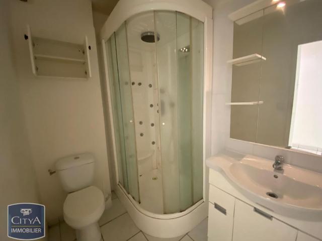 Location Appartement 1 pièce 25m² ST DENIS 97400