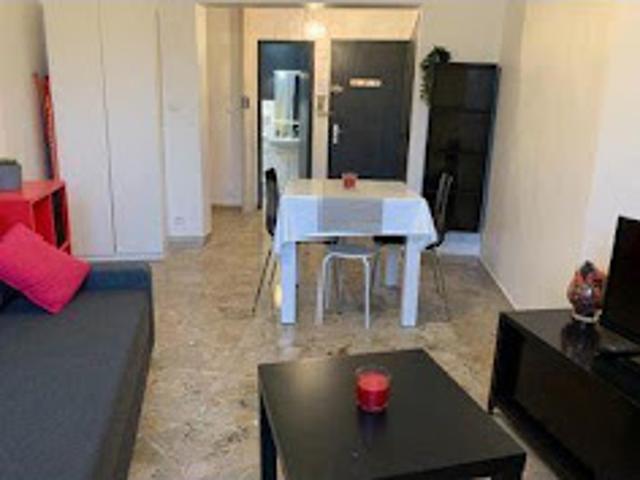 Location Appartement 1 pièce 26 m2 Marseille 10ème