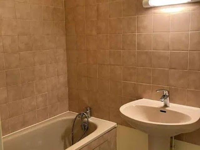 Location Appartement 1 pièce 26 m2 Ozoir la ferriere