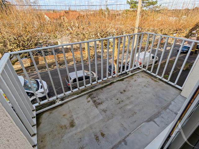 Location appartement 1 pièce, 26.07m², Sainte Geneviève des Bois