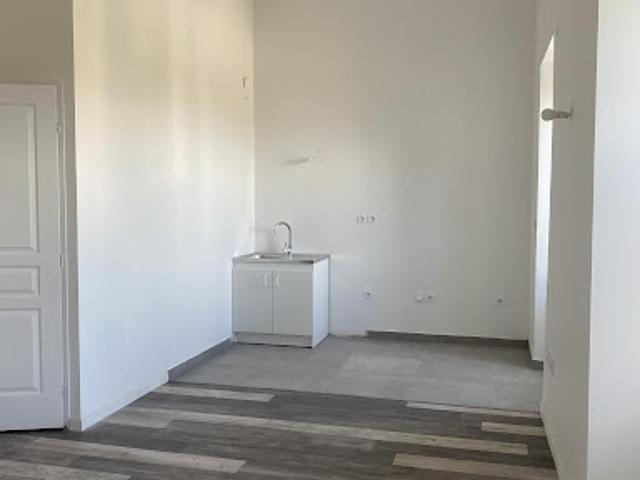 Location Studio 1 pièce 26.65 m2 Annonay