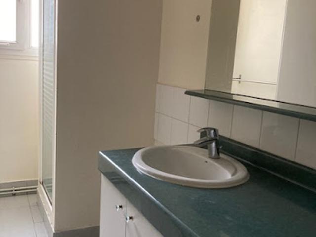Location Appartement 1 pièce 26.78 m2 Issy les Moulineaux