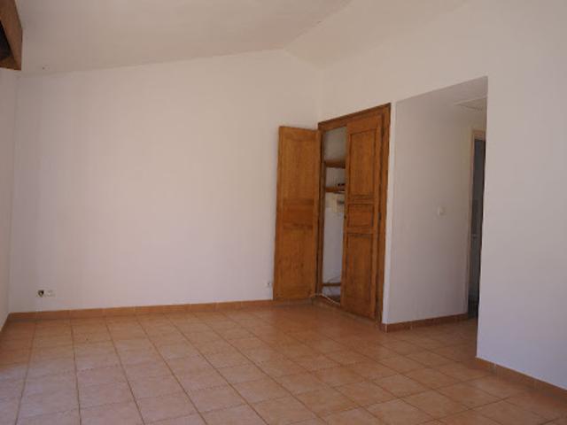Location Appartement 1 pièce 26.7 m2 Barjols