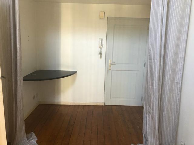 Location appartement 1 pièce, 26.92m², Bourg en Bresse