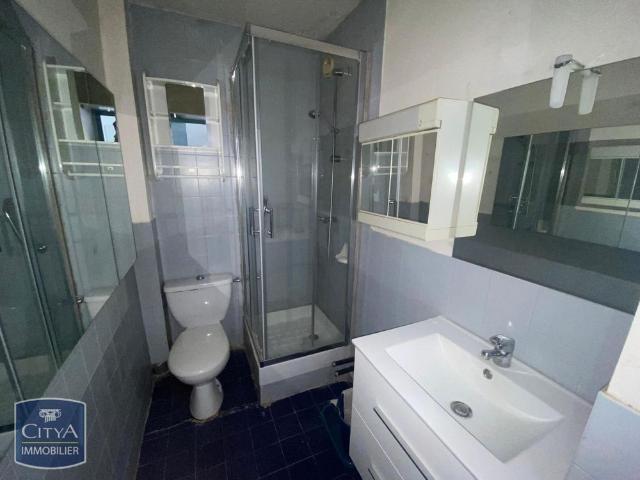 Location Appartement 1 pièce 26m² TOULON 83000