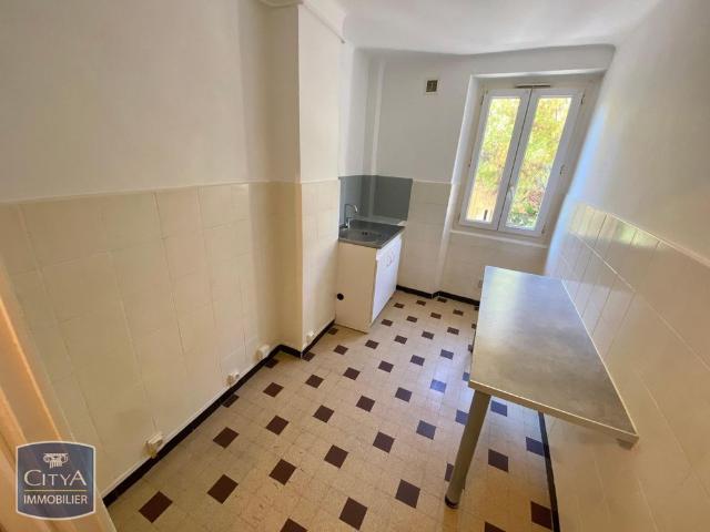 Location Appartement 1 pièce 26m² TOULON 83000