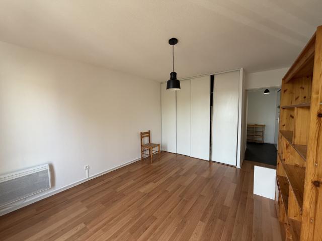 Location Appartement 1 pièce 26m² TOULOUSE 31400