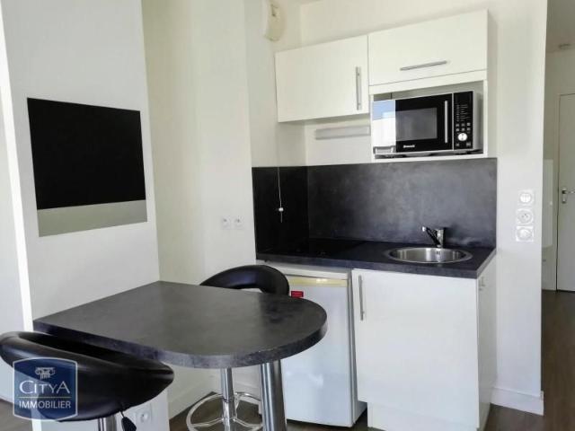 Location Appartement 1 pièce 26m² TOURS 37000