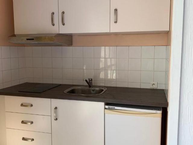 Location Appartement 1 pièce 26m² TOURS 37200
