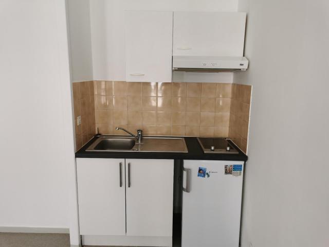 Location Appartement 1 pièce 26m² BORDEAUX 33000