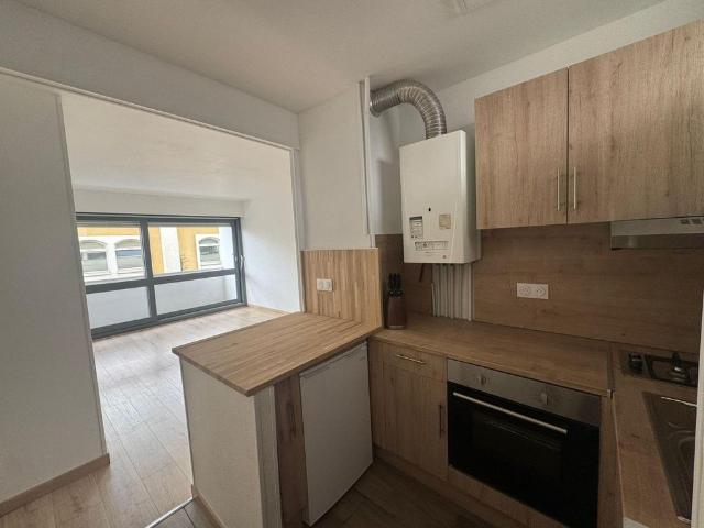Location Appartement 1 pièce 26m² BORDEAUX 33000