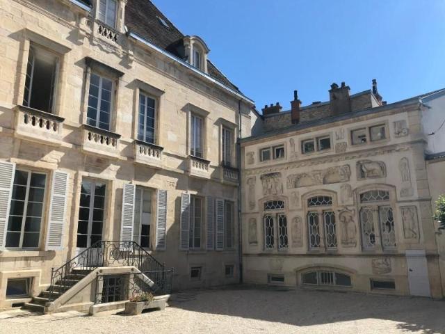 Location Appartement 1 pièce 26m² DIJON 21000