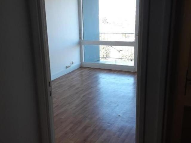 Location Appartement 1 pièce 26m² FRESNES 94260