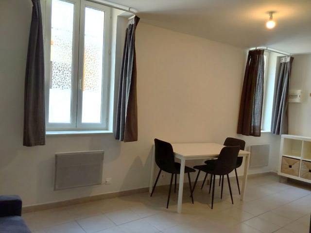 Location Appartement 1 pièce 26m² NARBONNE 11100