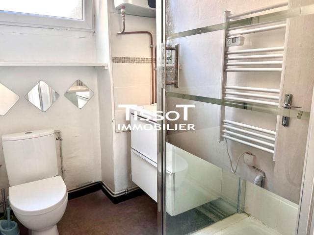Location Appartement 1 pièce 26m² NIMES 30000