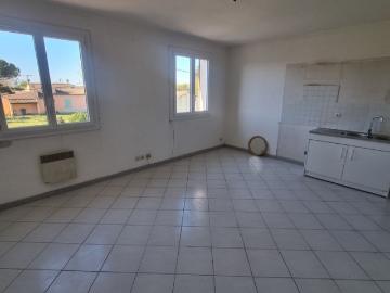 Location Appartement 1 pièce 26m² RAPHELE LES ARLES 13280
