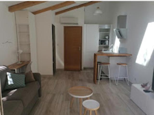 Location Appartement 1 pièce 27 m2 Marseille 12ème