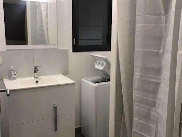 Location Appartement 1 pièce 27 m2 Prades le Lez