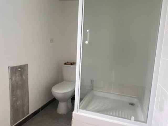 Location Appartement 1 pièce 27 m2 Saint Brieuc