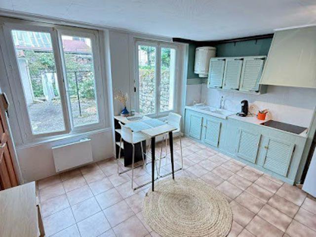 Location Appartement 1 pièce 27 m2 Saint Etienne